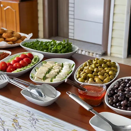 Flora 3* Çıralı