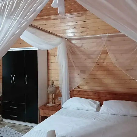 Hotel Flora