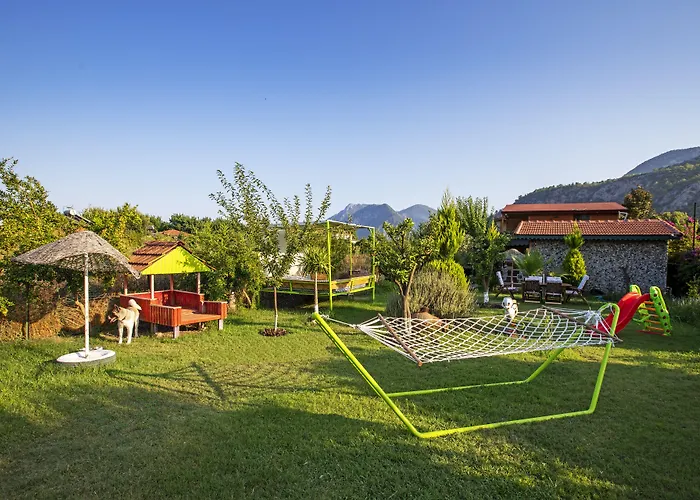 מלון Flora Çıralı